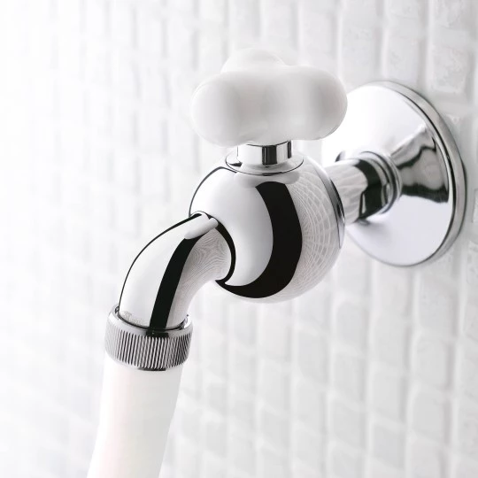 6903 Story Grifería y duchas